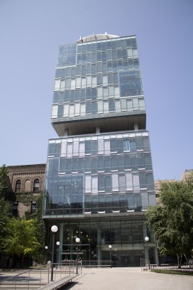 トロント大学の一つの建物
